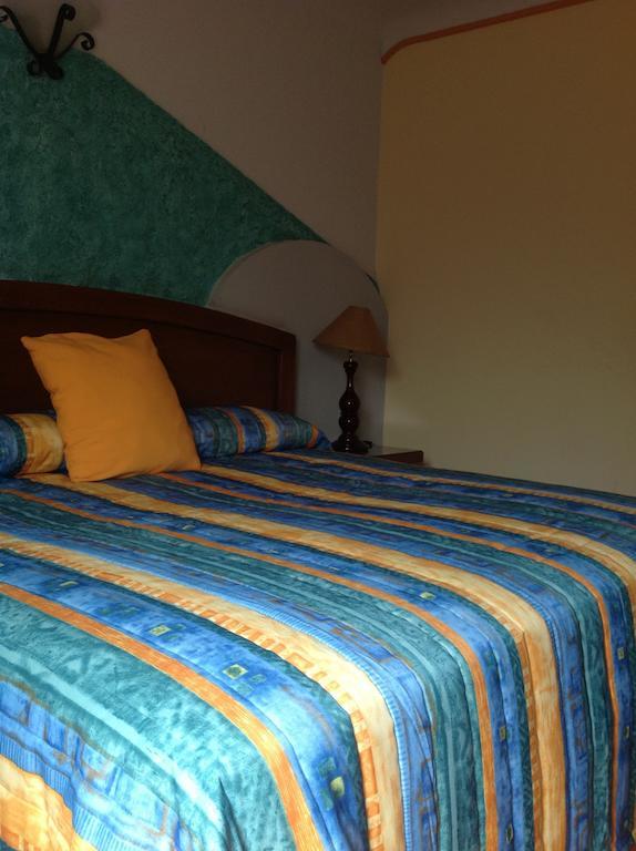 Hotel Plaza Rubio Amatitan Værelse billede